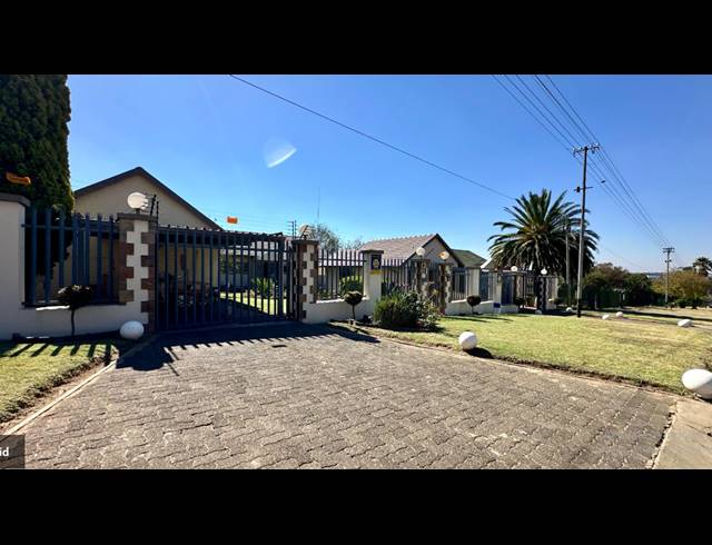 3 BEDROOM HOUSE FOR SALE IN TULISA PARK